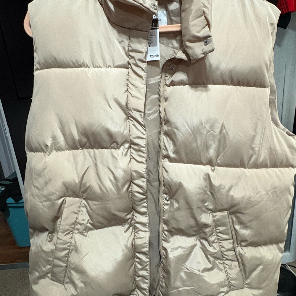 Rue21 Light Tan Puffer Vest